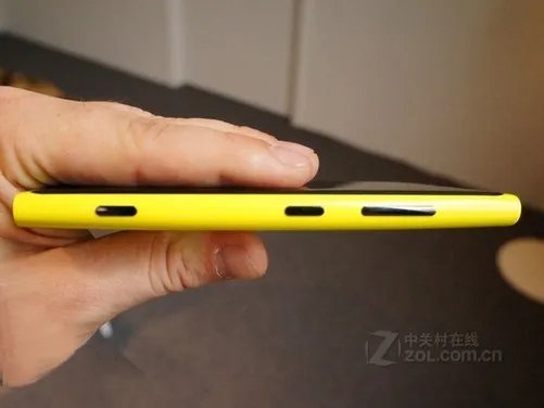 1080P/4G现身 2012年八款新技术强机汇总