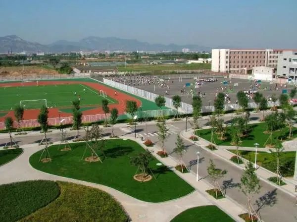 山东农业大学南校区有多少学生