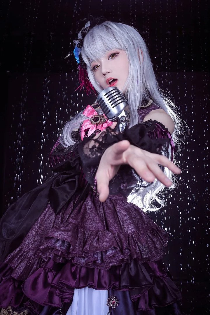 前螺旋猫成员Miyuko新Cos美图 高贵冷艳的偶像歌手