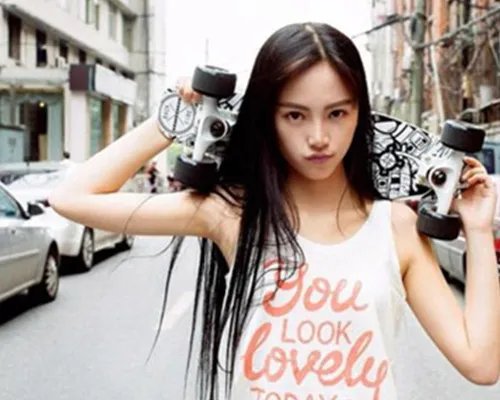 黄灿灿跑男出场照片大放送 清新写真颜值超baby