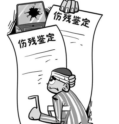 唐山烧烤店打人事件，受害女子的伤情鉴定为何隔了10天？