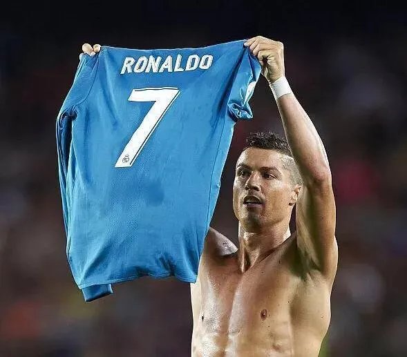 4月12日凌晨2:45,皇马和尤文的欧冠次回合比赛,在哪里可以看直播?