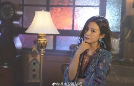 赵薇、黄晓明、周冬雨、张亮参加的综艺节目《中餐厅》是在哪拍的?