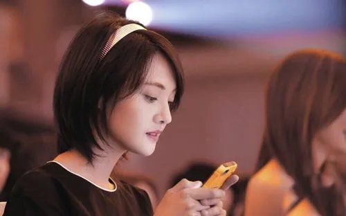 郑爽称张恒出轨,事情再次发生反转,整件事情的来龙去脉究竟是什么?