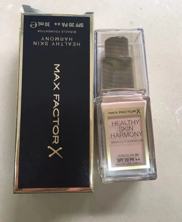 粉底液哪个牌子好？求推荐