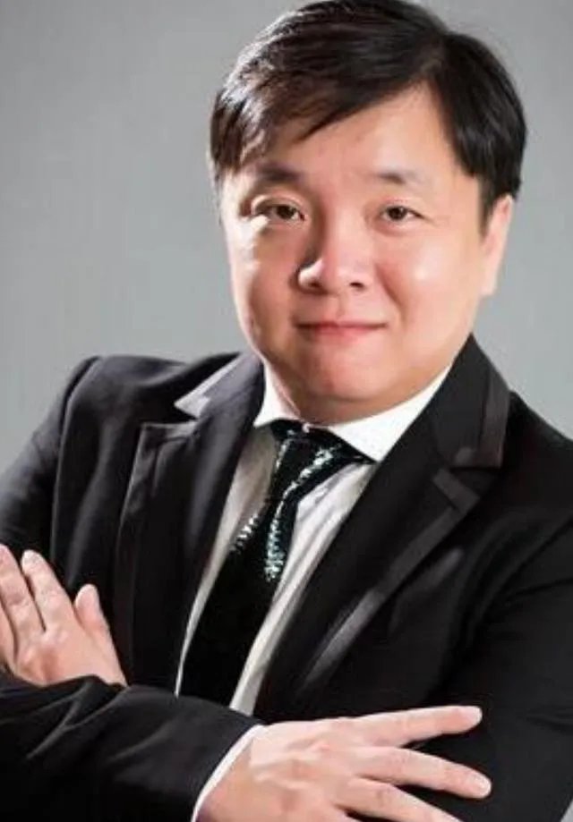 黄奕两任老公照片？