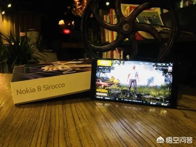 诺基亚8 Sirocco正式开售，性能怎么样？