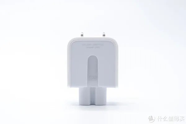 支持67W大功率快充，苹果新款MacBook Pro 14标配充电器测评