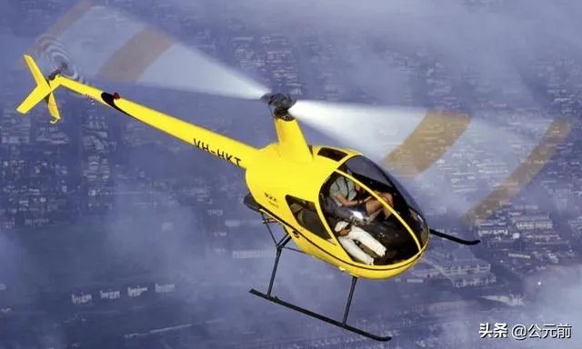 今美国2架飞机在空中相撞，他们的空中管制那么差吗？