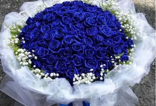 39朵玫瑰花花语代表什么意思 玫瑰花送几朵代表什么