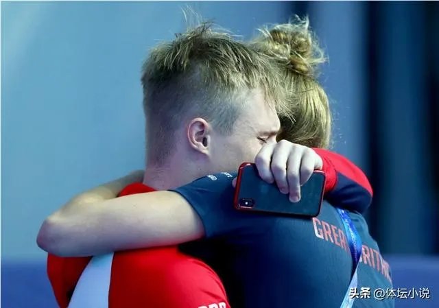 十全十美!中国跳水队意外获得世锦赛第10金,是侥幸还是实力?