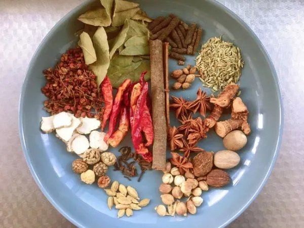 卤猪头肉的做法