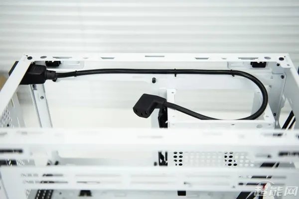 酷冷至尊机箱推荐