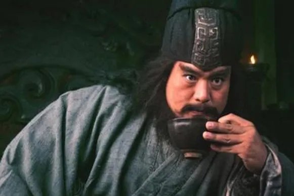 张飞早年曾是屠夫，如果他穿越到现代，他会如何看待现在的杀猪行业？