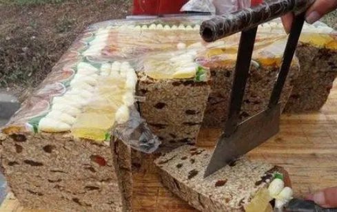 关于湖南岳阳切糕案的一点问题