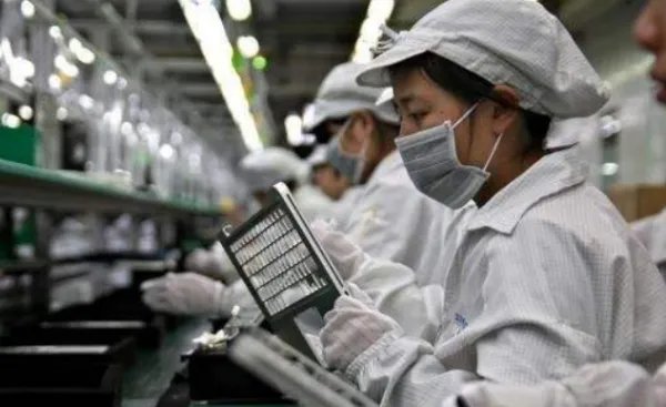 为什么富士康会爆发离职潮？