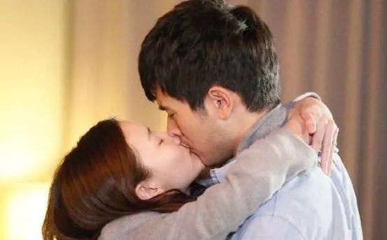 焦俊艳的男朋友是谁？