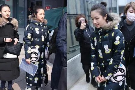 李兰迪现身北电 身穿校服参加毕业典礼引热议