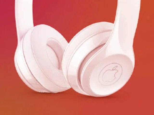 苹果全新头戴式耳机有望下月发布 命名“AirPods Studio”