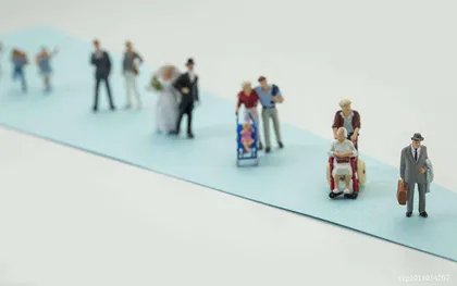 爷爷奶奶算直系亲属吗