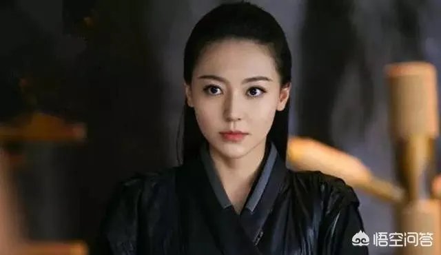 因角色被热搜宠爱,黄梦莹究竟是个怎样的演员?