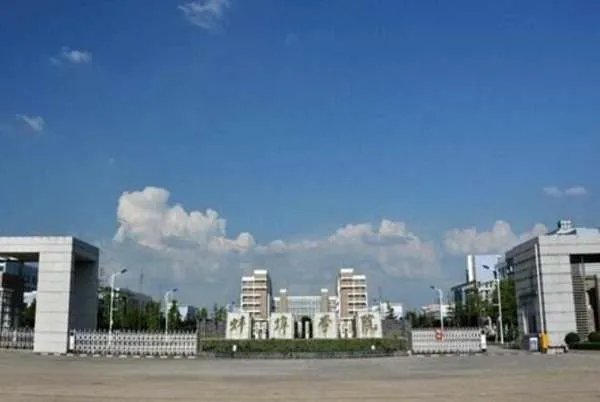 蚌埠学院的具体位置在哪里？