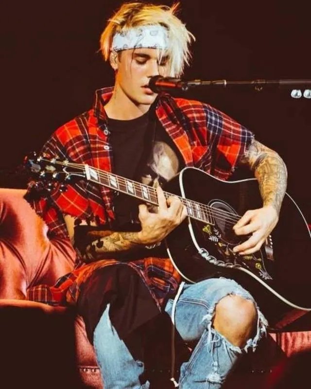 大家有没有自己觉得贾斯汀比伯最好看的照片？