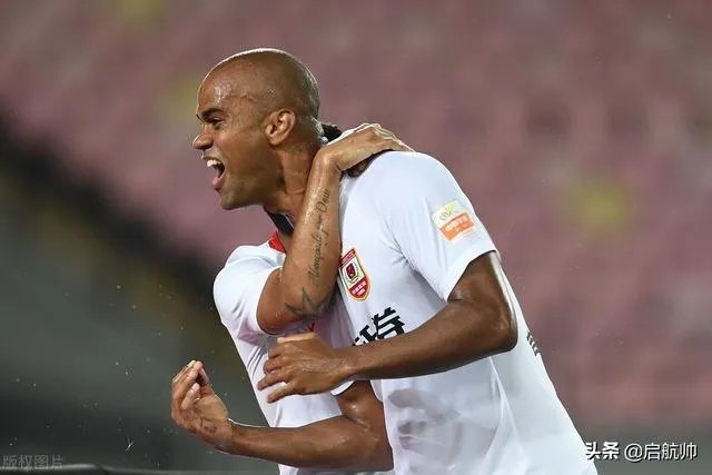 第一阶段结束，中超争冠组泰山广州亚泰上港谁最有冠军相？