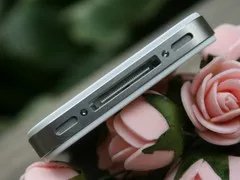 软件免费保修 港版白色iPhone 4S热销中