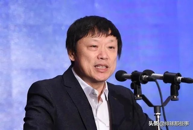 特朗普做了什么，让胡锡进隔空怒怼？