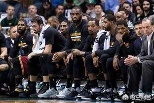 詹姆斯率残阵8人轮换骑士胜公牛，骑士能以东部第三身份进入季后赛吗？