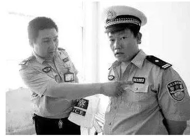 墨西哥一警局为何遭突击检查？