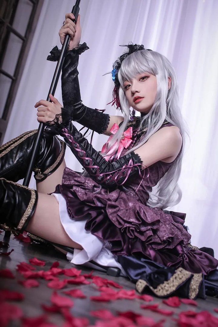 前螺旋猫成员Miyuko新Cos美图 高贵冷艳的偶像歌手