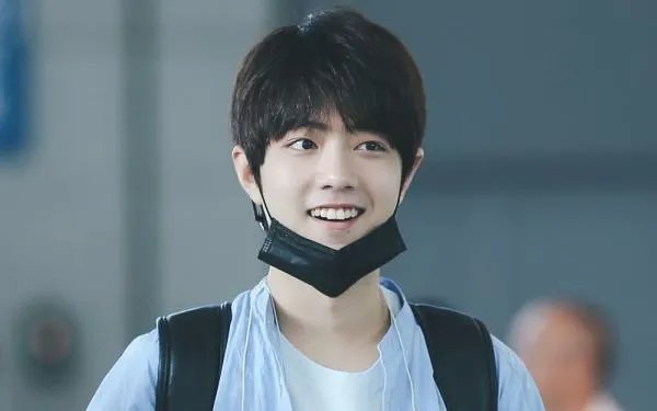 恋爱等于失业是什么梗？肖战为什么说恋爱等于失业？