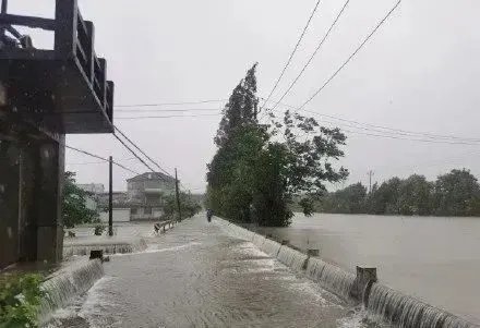 据报道，余姚雨量破浙江省台风雨量极值，如何应对这种极端天气？