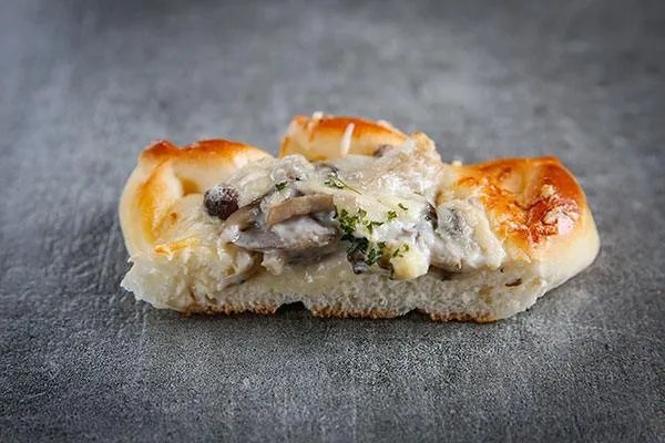 学习蛋糕制作培训班，学费大约是多少