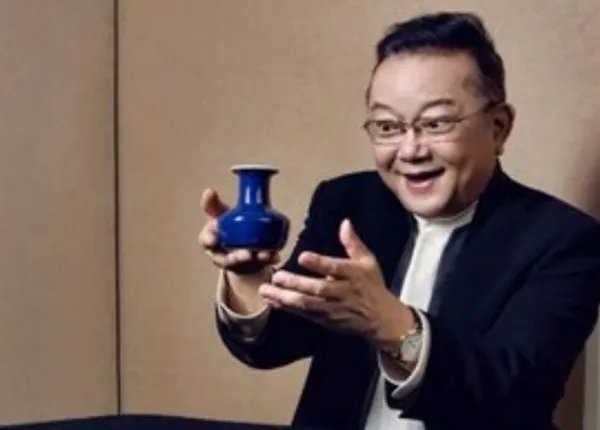 王刚首次回应砸宝事件,砸宝的真相是什么?真品还是赝品?