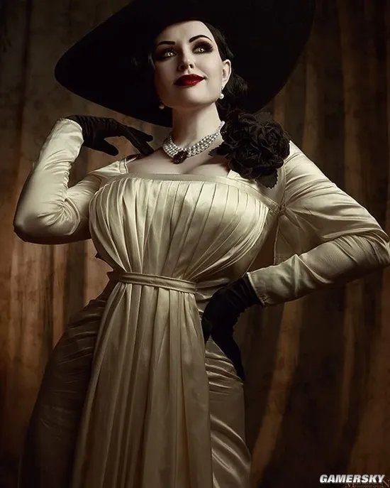 COSPLAY图赏：俄妹COS《生化8》吸血鬼夫人 雍容华贵的优雅贵妇