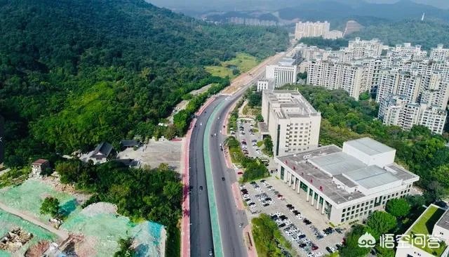 如何看待说唱歌手Lil Pump种族歧视事件及本人的道歉回应？