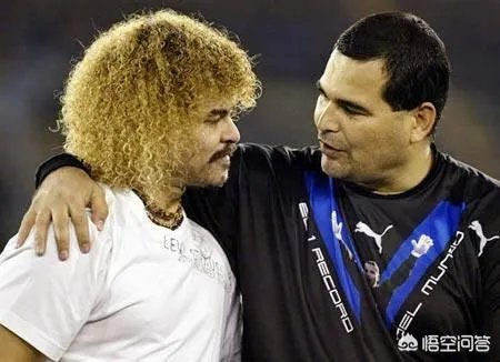 足球比赛历史上，有没有出现过门将破门的情况？