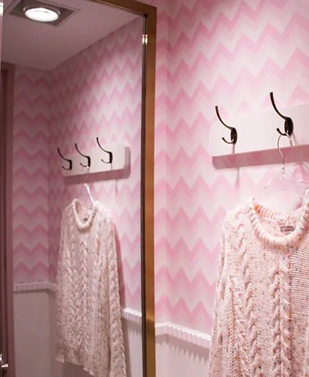 服装店试衣间尺寸及位置 商场服装店试衣间设计布置要点