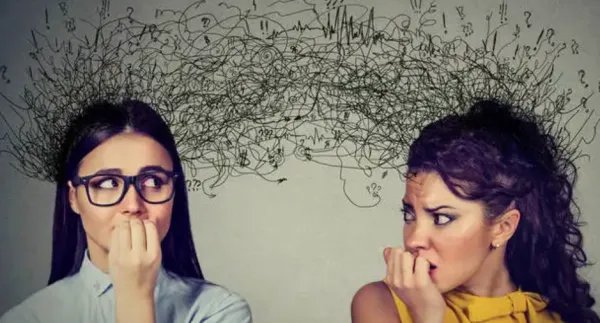 面面相觑的意思是……