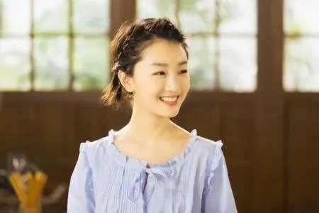 中餐厅里周冬雨走了吗？还回来吗？