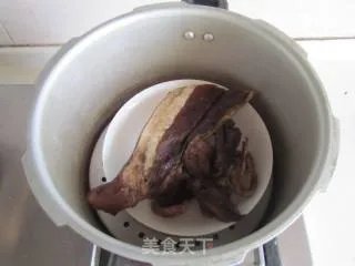 青蒜炒腊肉