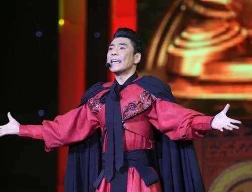 康熙微服私访记的主题歌叫什么名