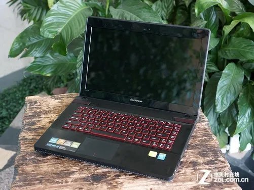 彪悍小y风格依旧 联想Y410P游戏本评测