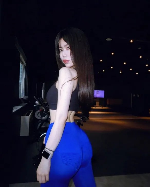 日本健身辣妹涉谷由里：身材火辣运动照叫人脸红心跳！