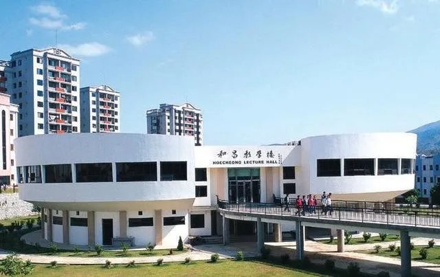 泉州仰恩大学的学校简介是怎样的？