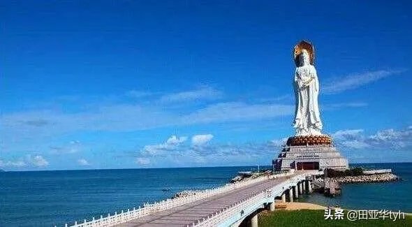 三亚湾和亚龙湾，哪个更好一些？