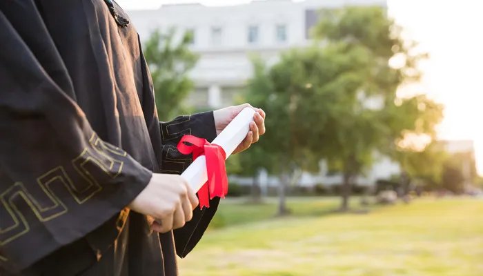 毕业证书丢了怎么办